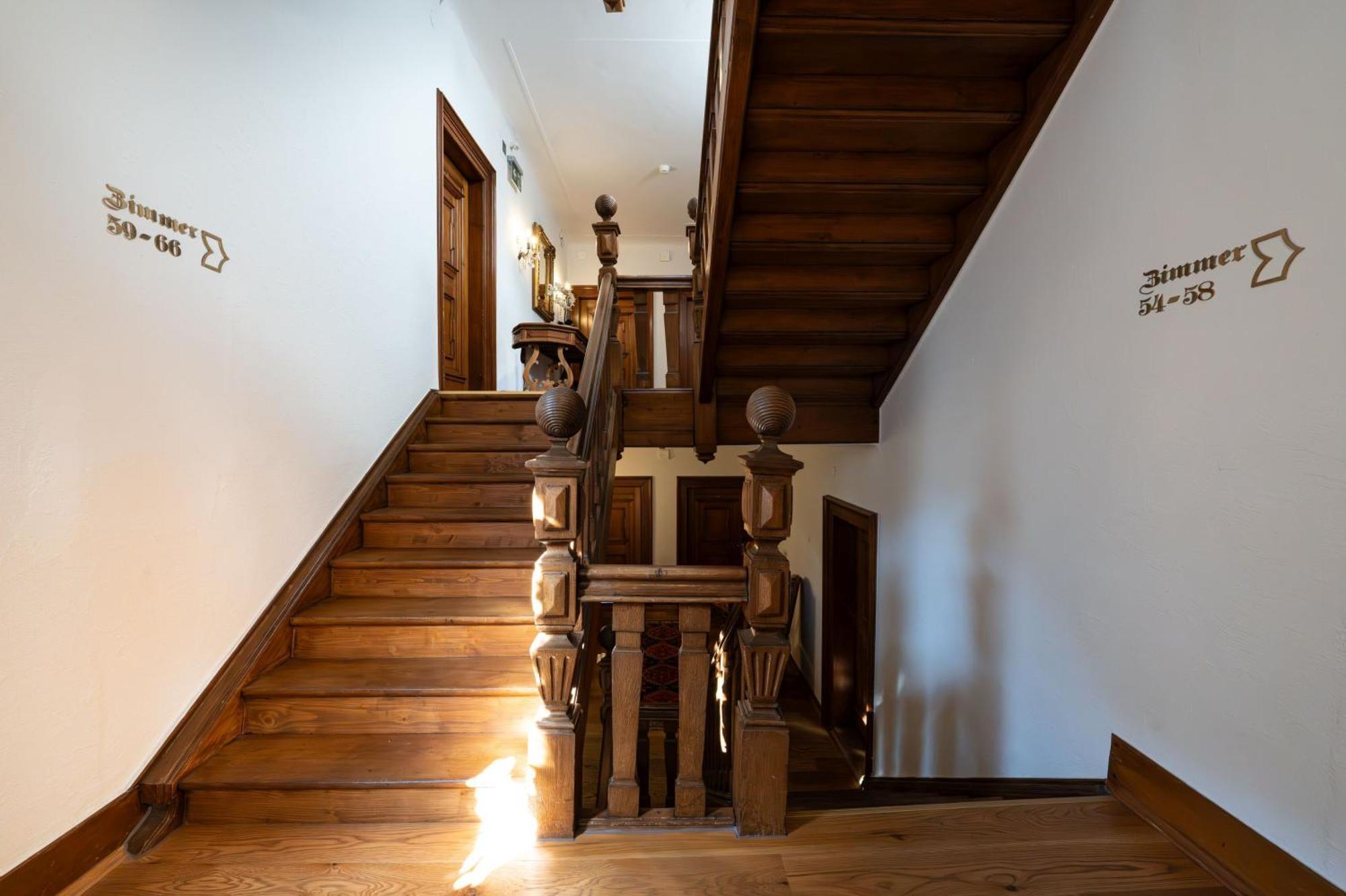 Hotel Porto Sofie Готлибен Екстериор снимка