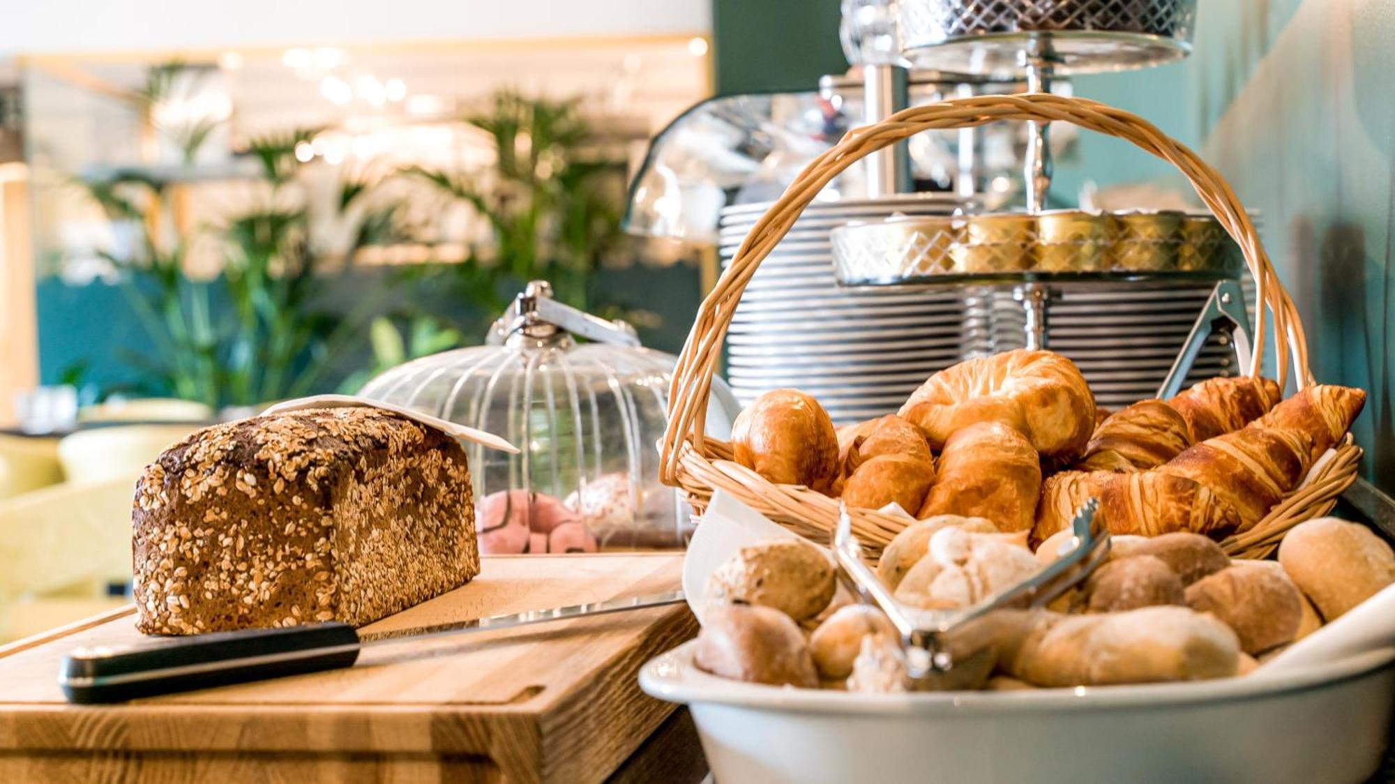 Hotel Porto Sofie Готлибен Екстериор снимка