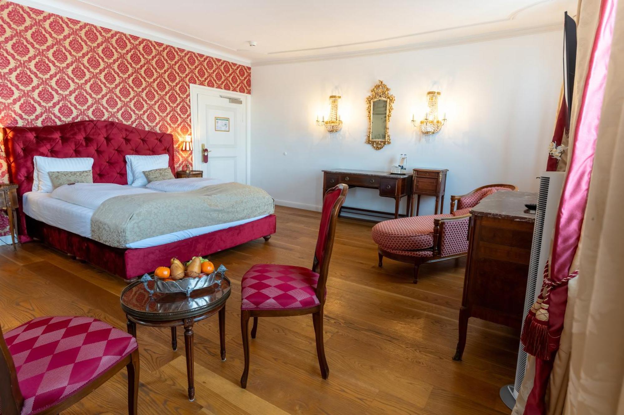 Hotel Porto Sofie Готлибен Екстериор снимка
