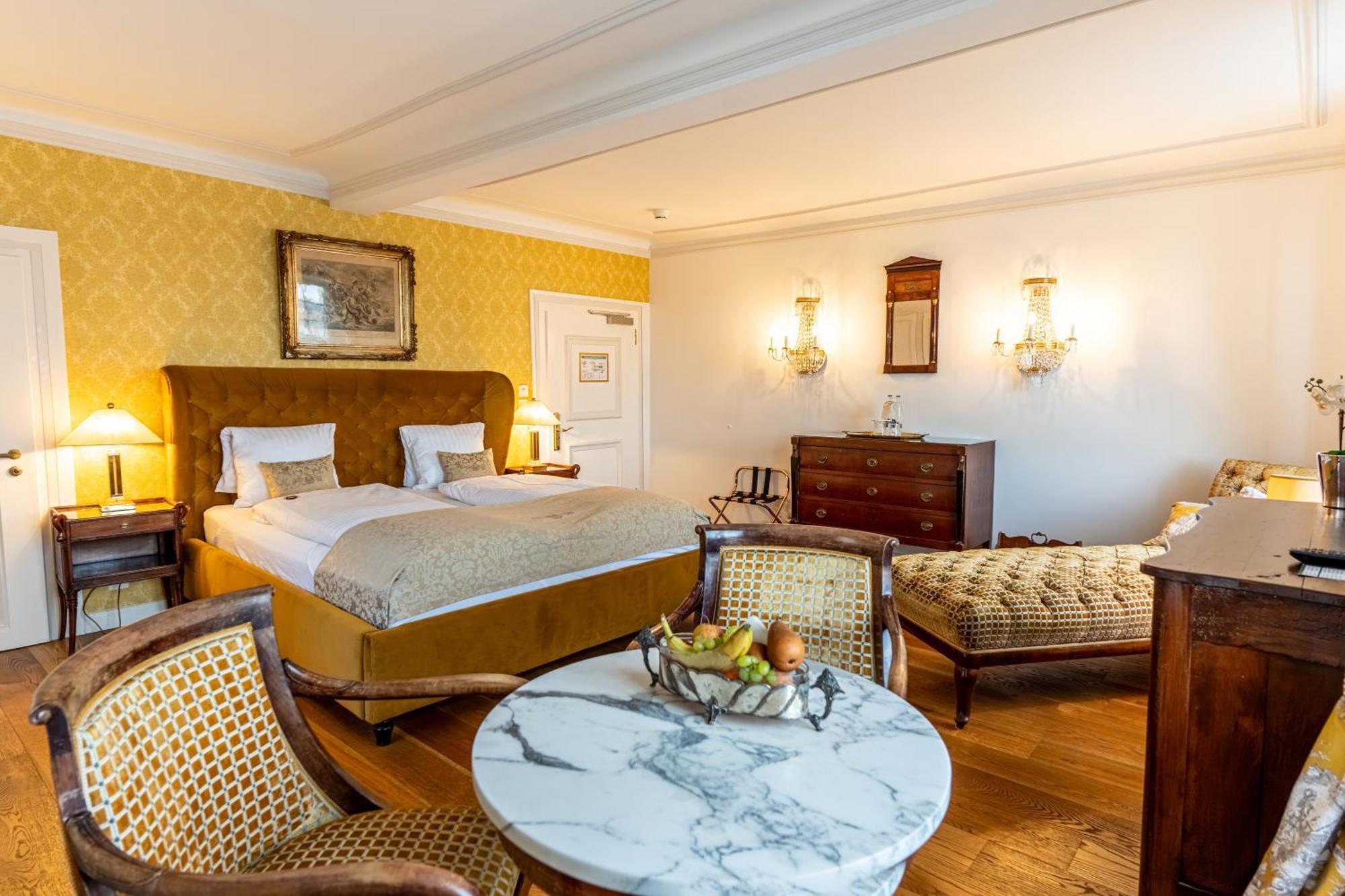 Hotel Porto Sofie Готлибен Екстериор снимка