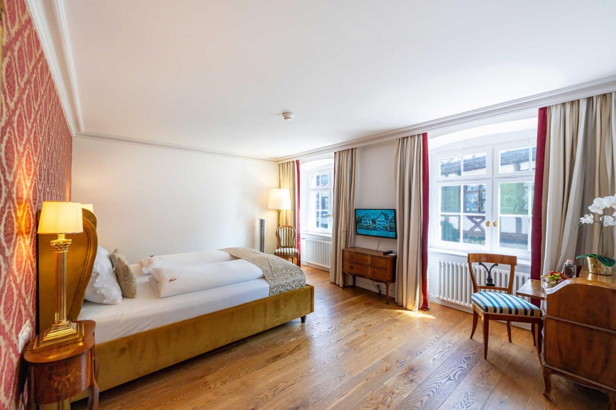 Hotel Porto Sofie Готлибен Екстериор снимка