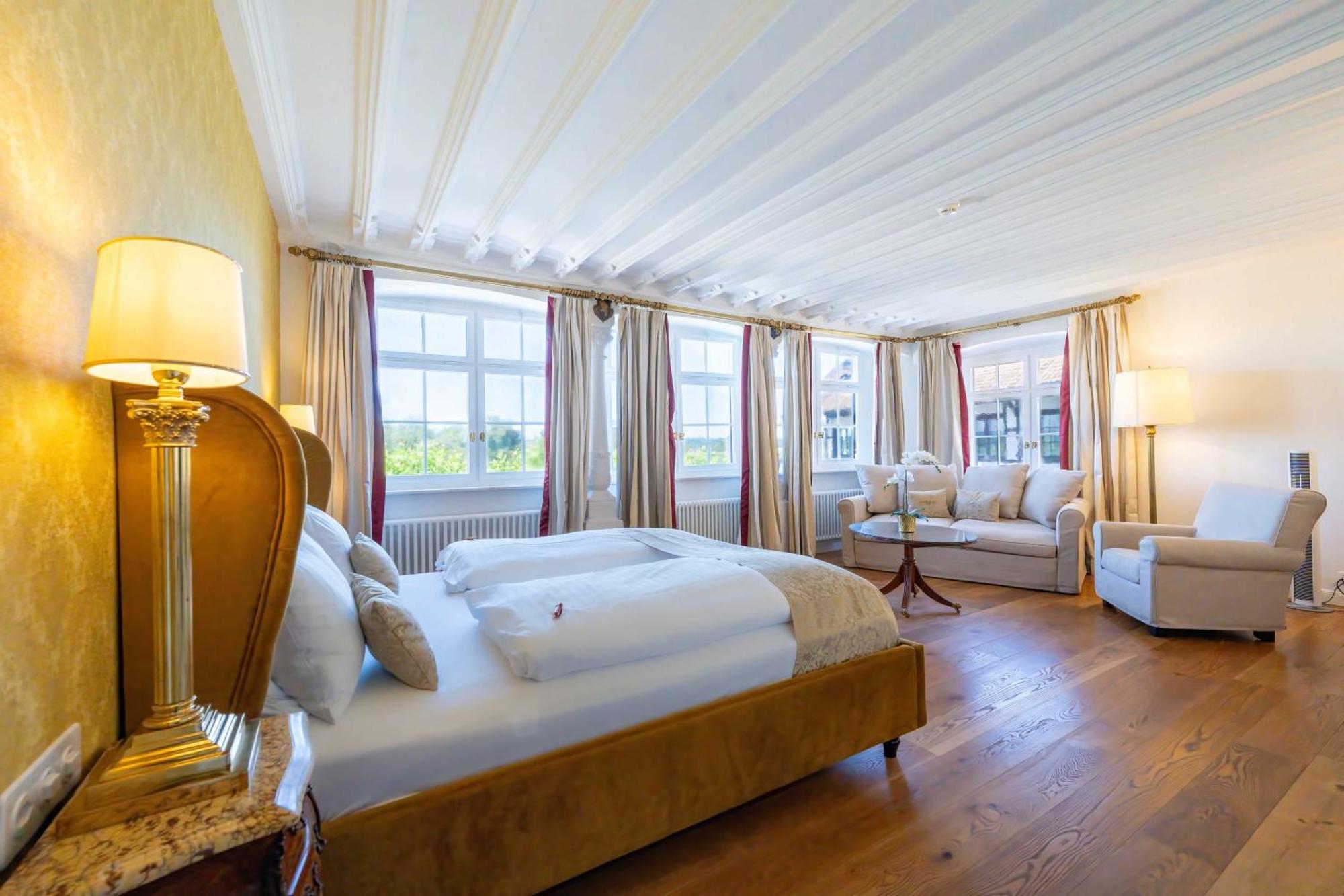 Hotel Porto Sofie Готлибен Екстериор снимка
