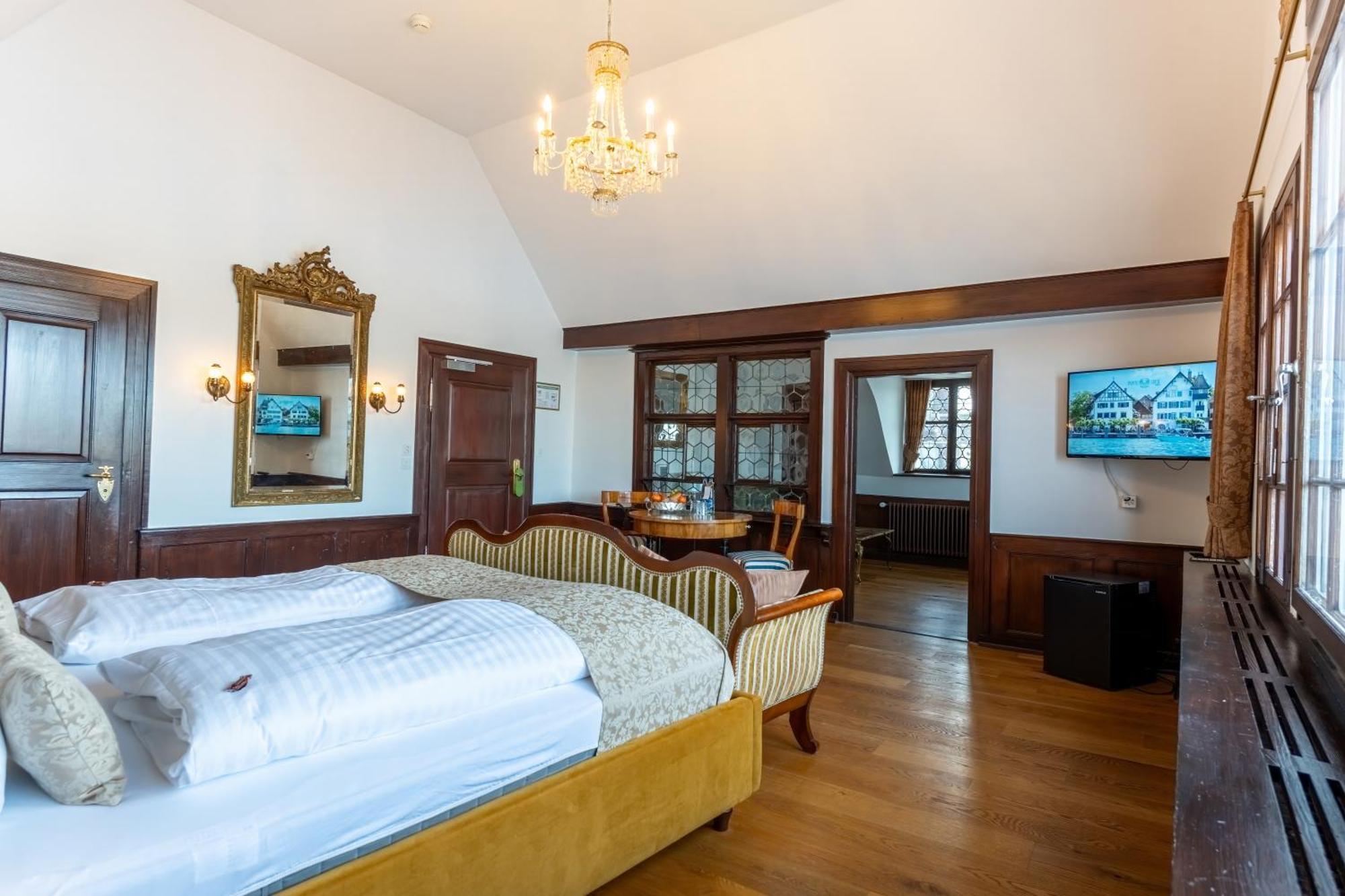 Hotel Porto Sofie Готлибен Екстериор снимка