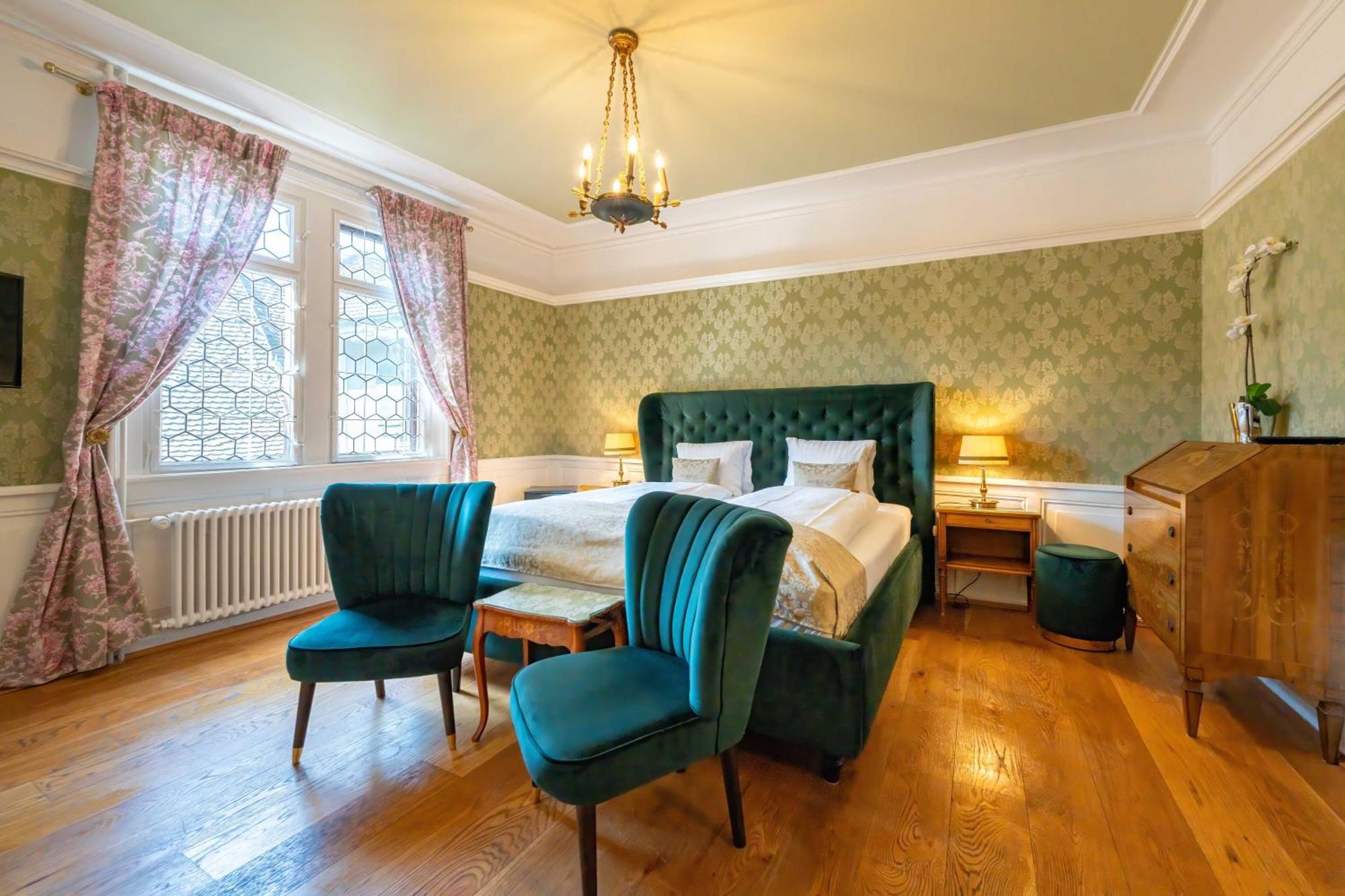 Hotel Porto Sofie Готлибен Екстериор снимка