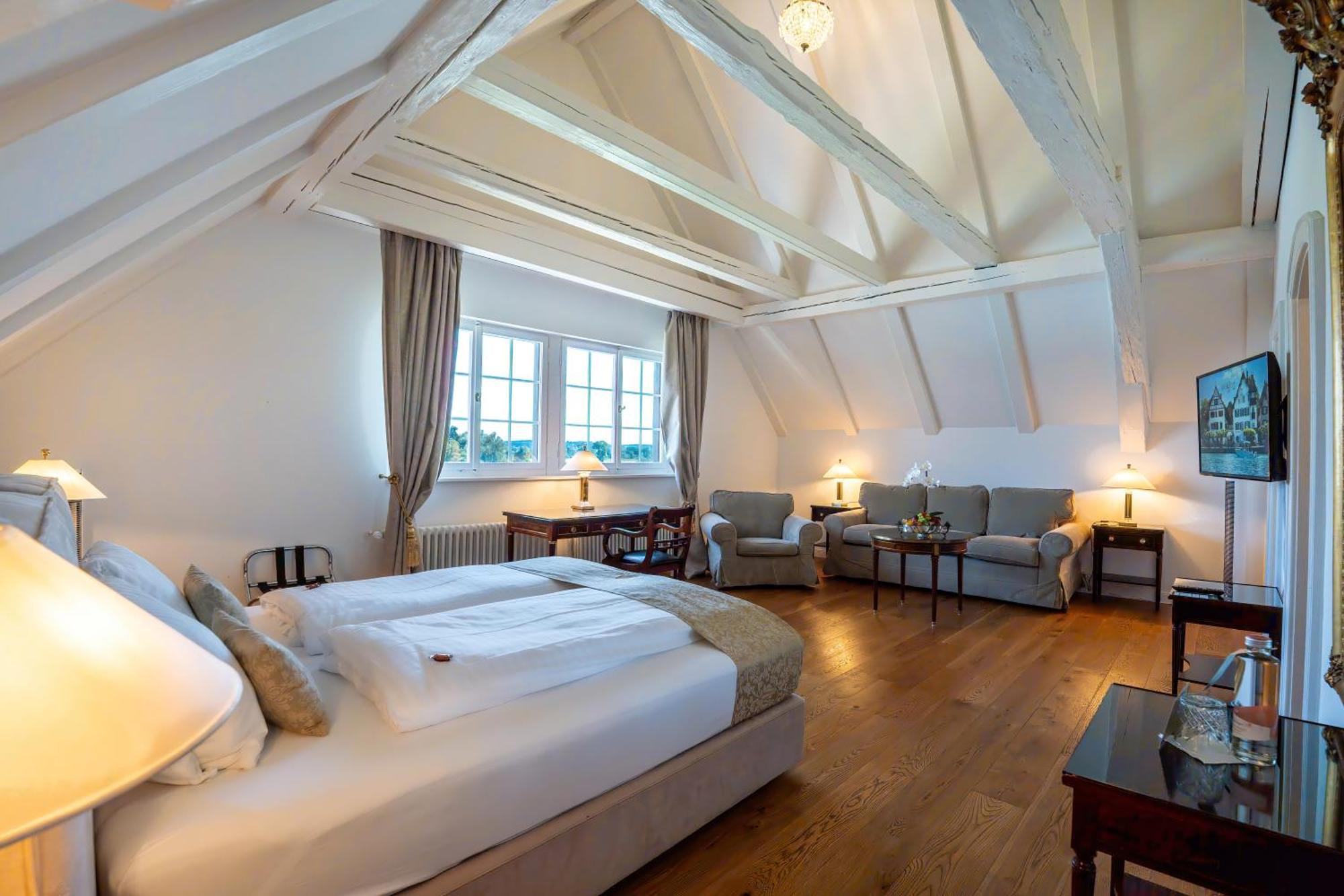 Hotel Porto Sofie Готлибен Екстериор снимка